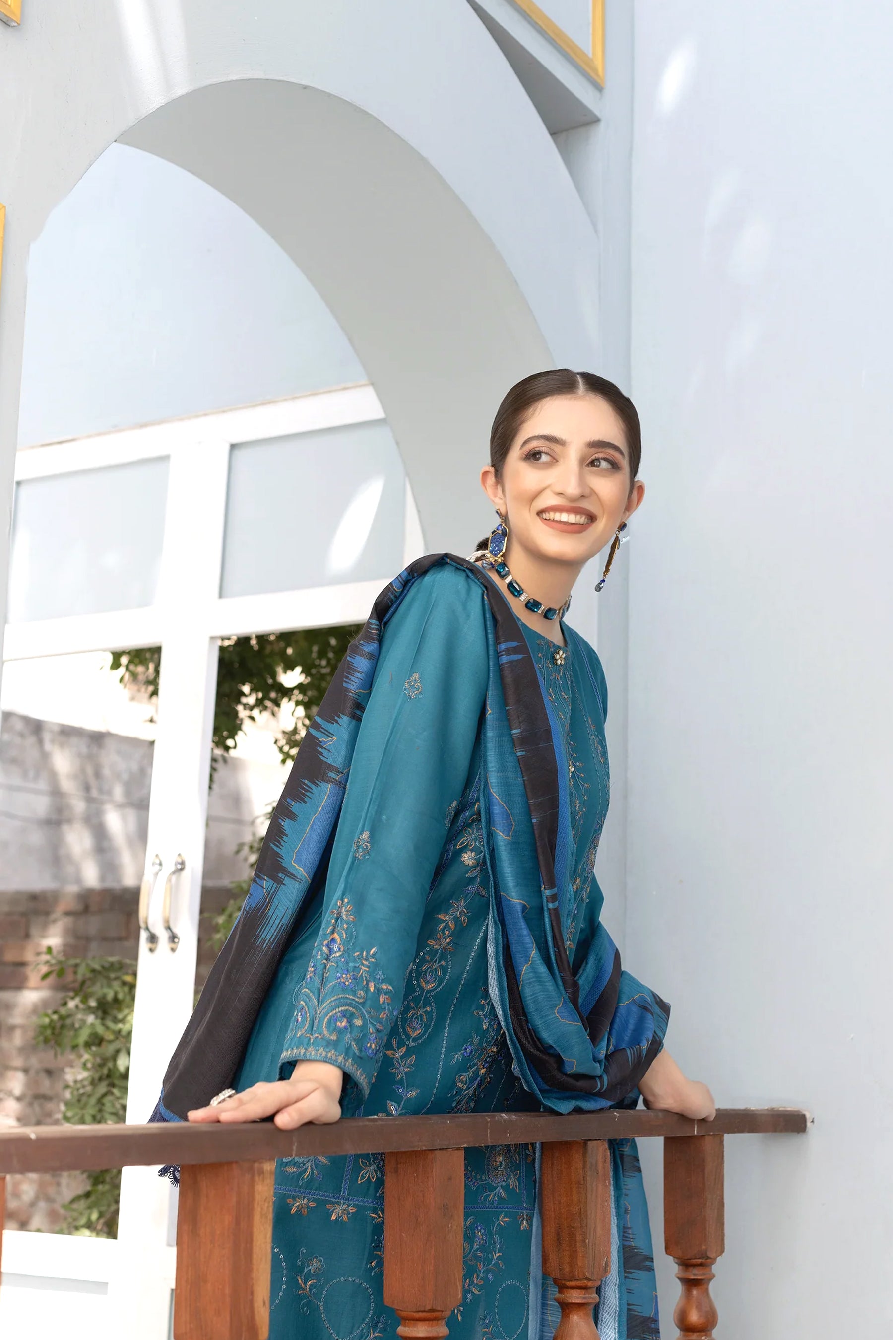 Embroidered Lawn Shirt Fancy Voile Print Duppatta