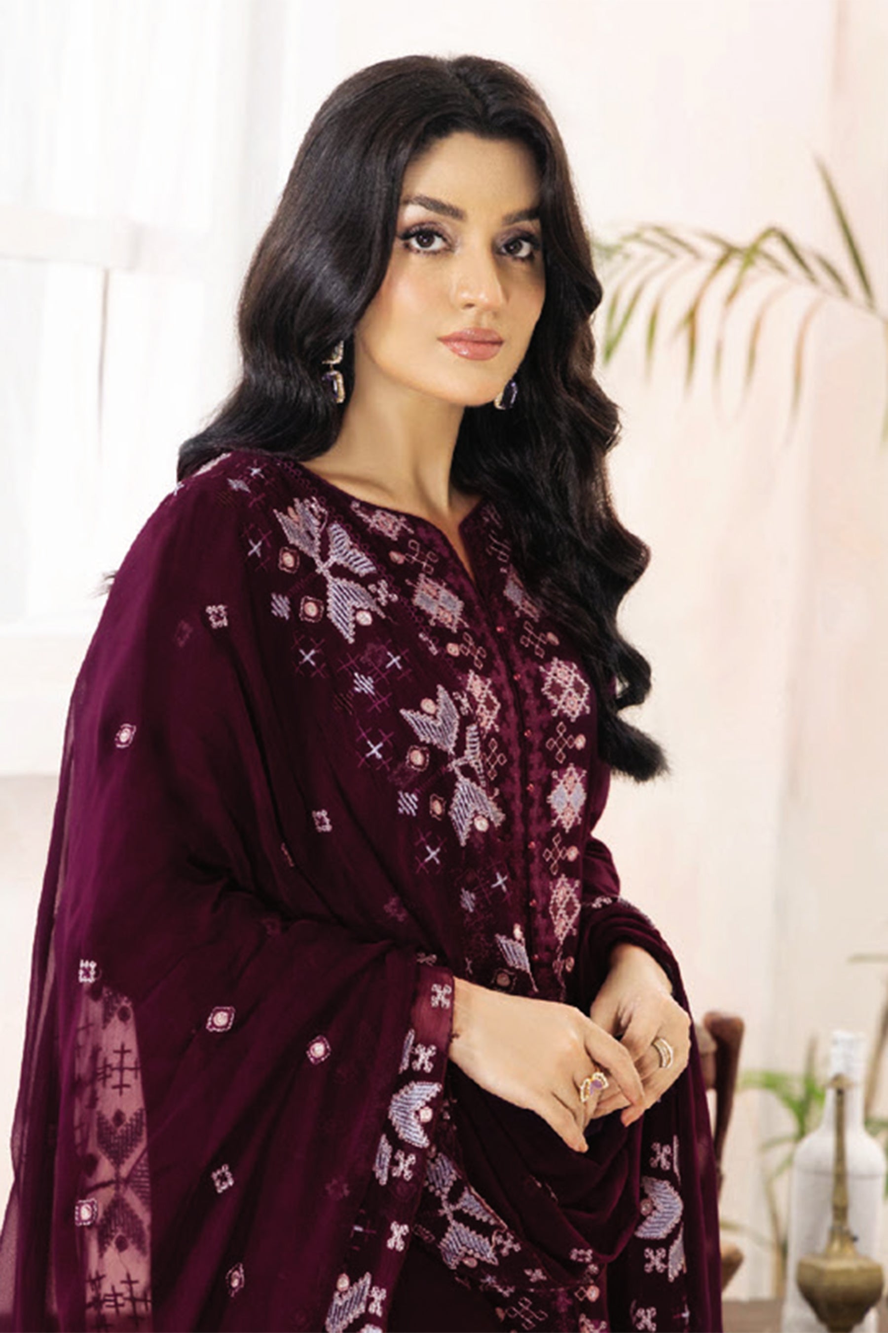 Sanam Saeed Ilana D-10