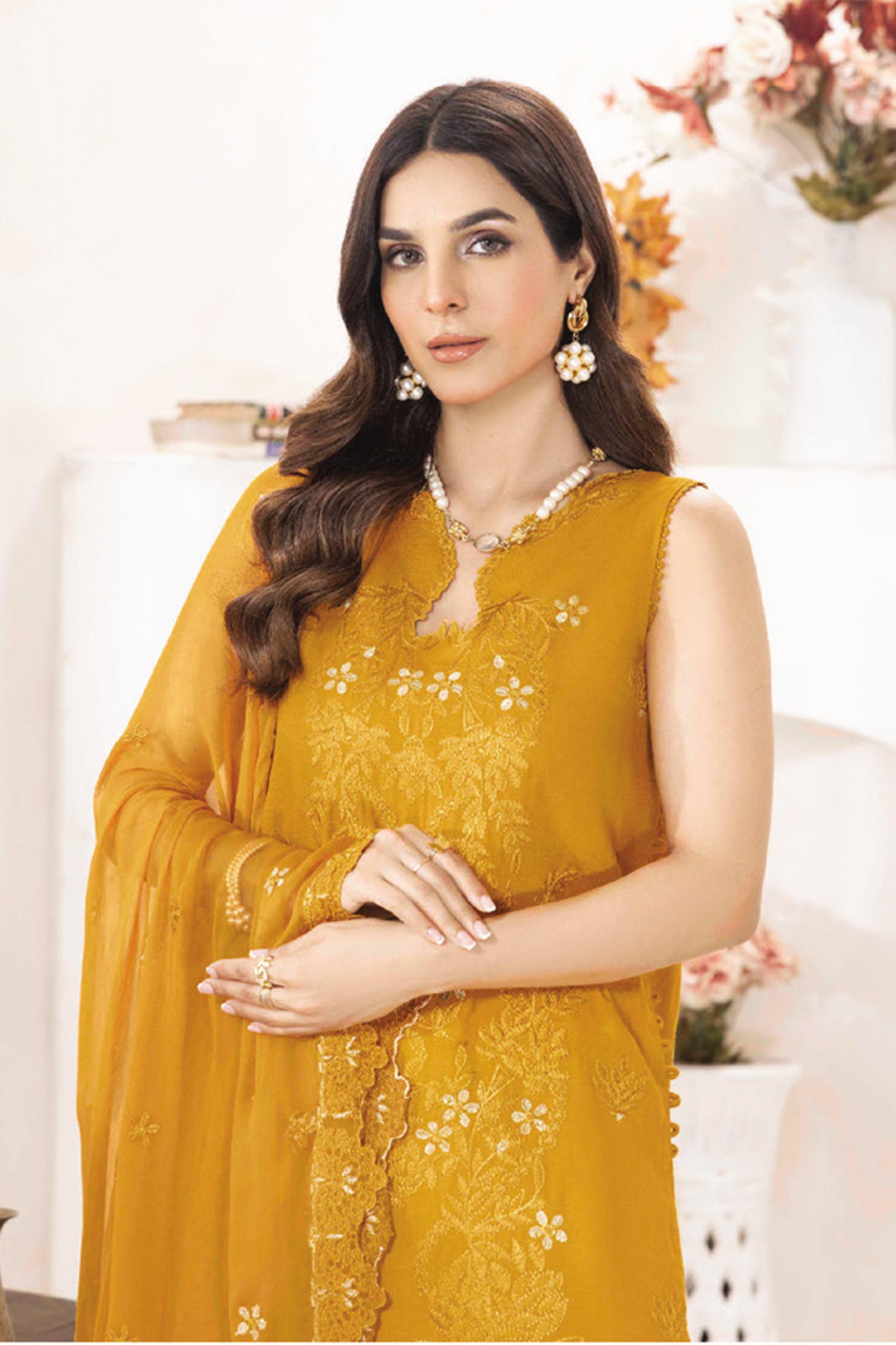 Sanam Saeed Ilana D-04