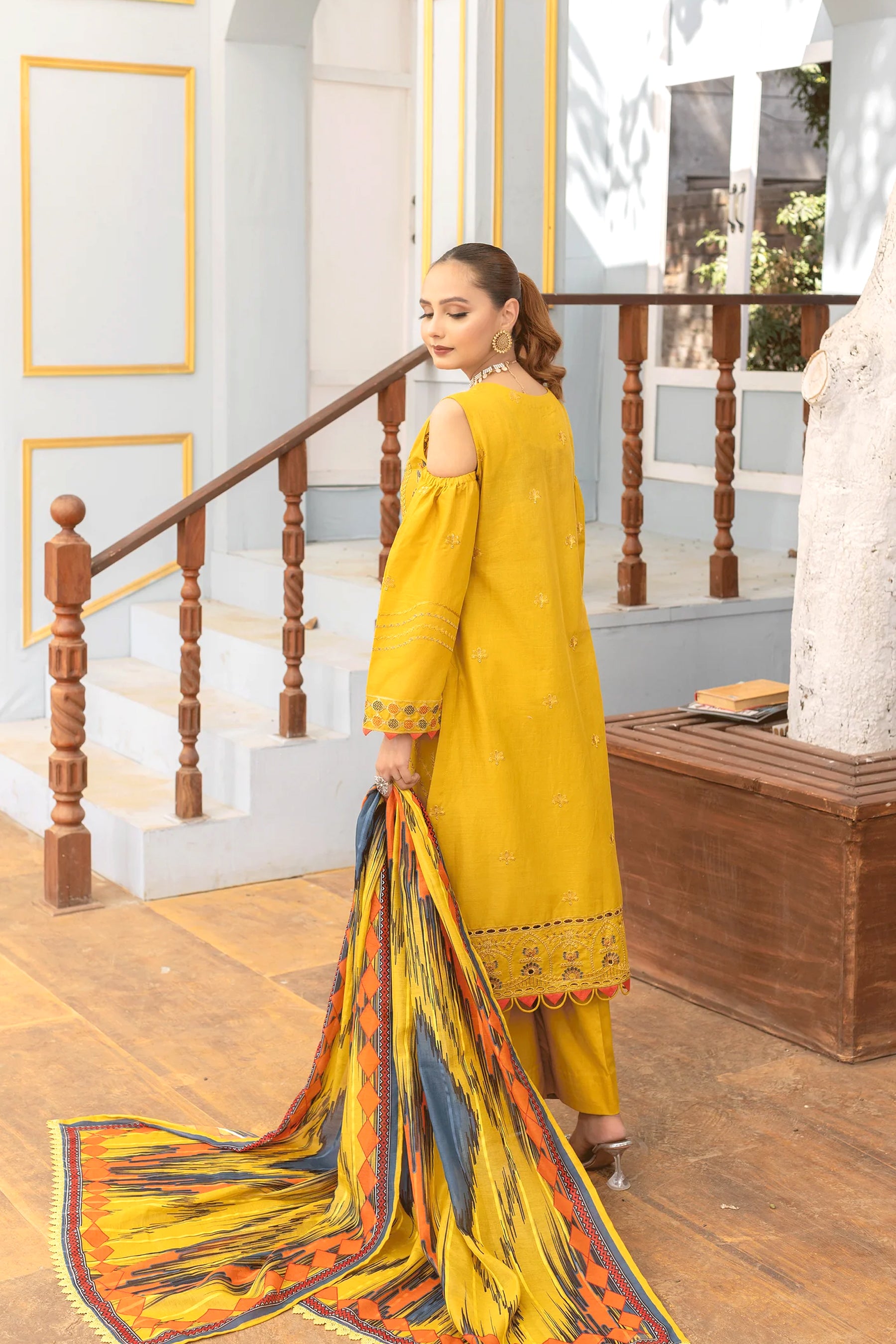 Embroidered Lawn Shirt Fancy Voile Print Duppatta