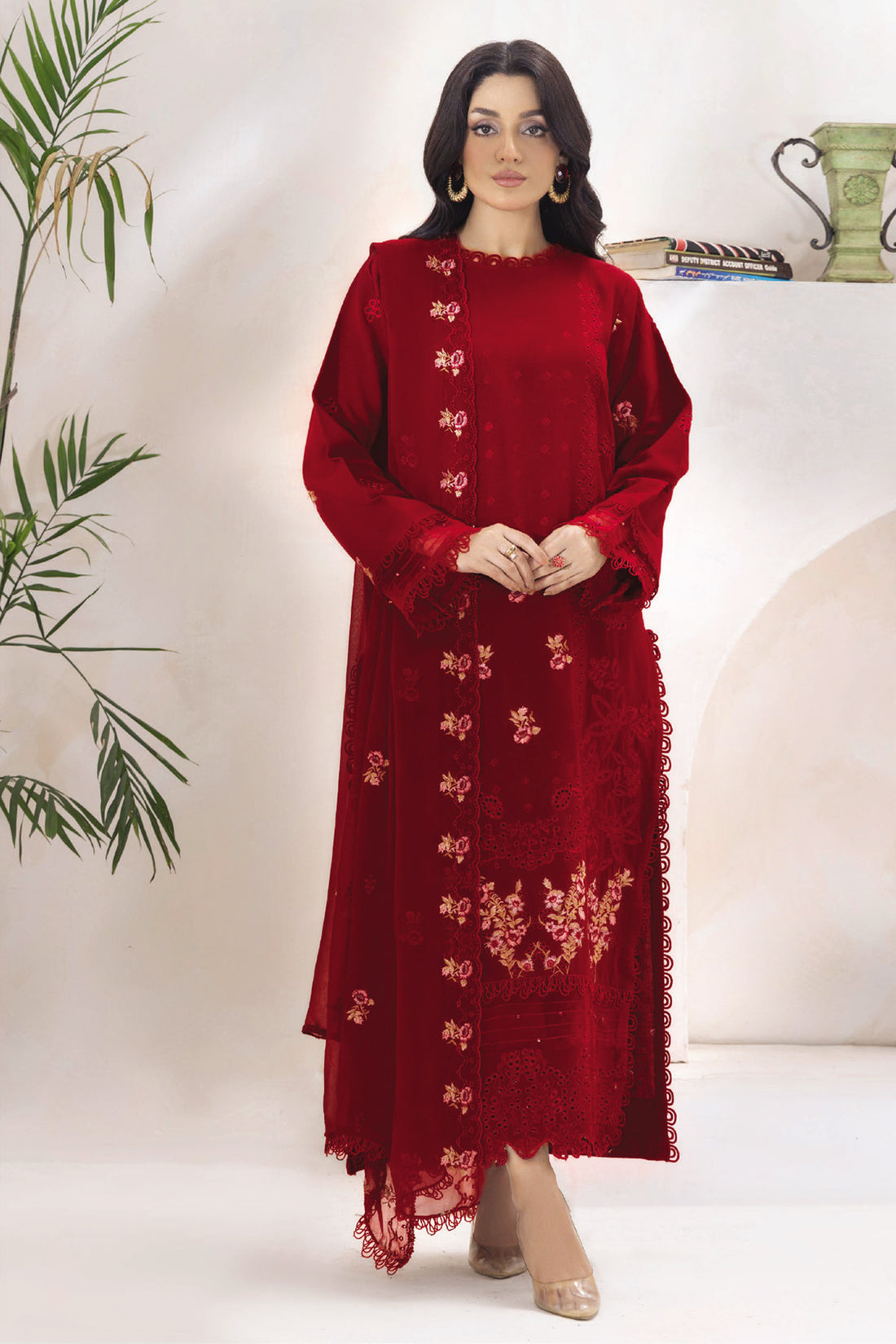Sanam Saeed Ilana D-06