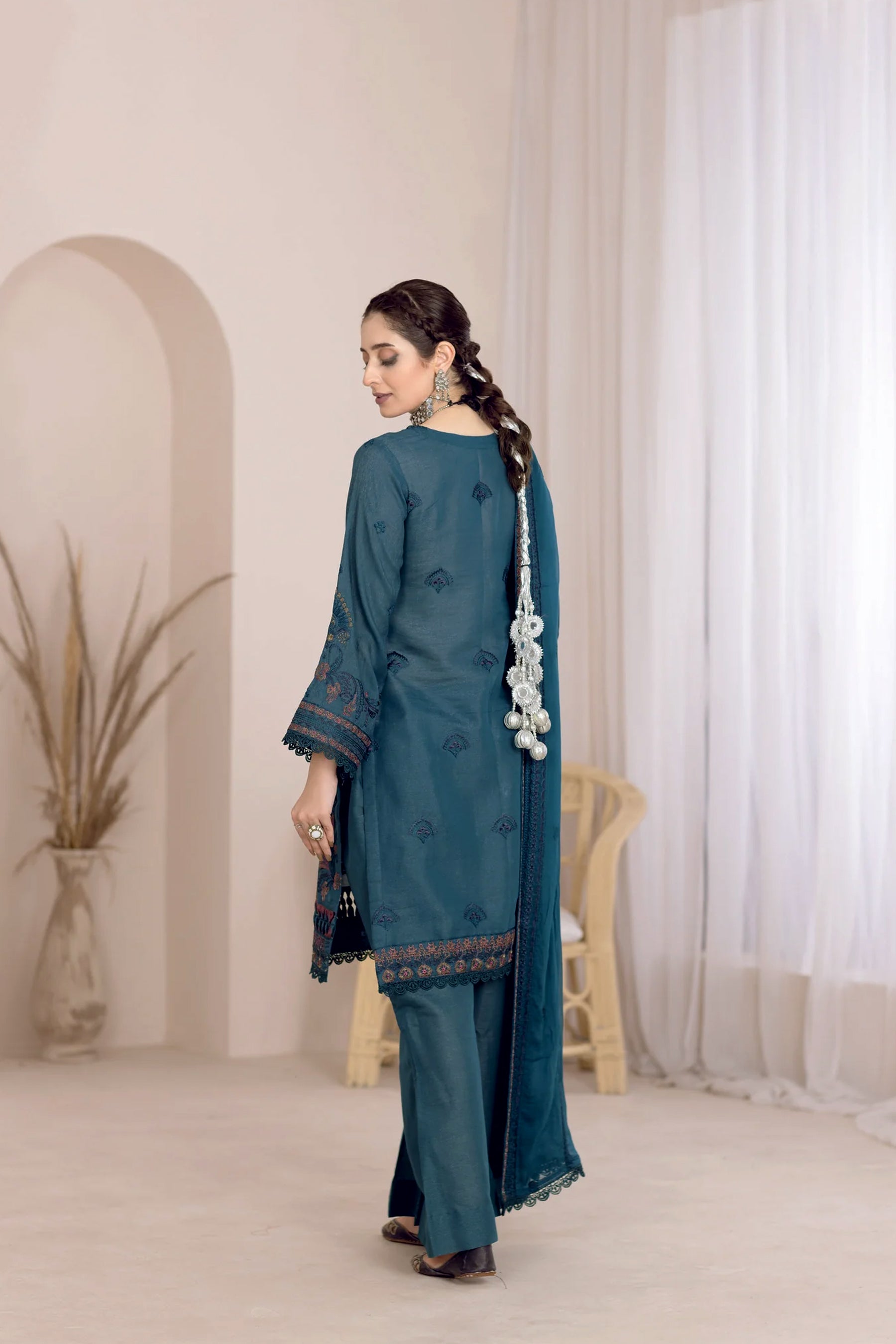 Wania Hoor WP-270 Vol-01