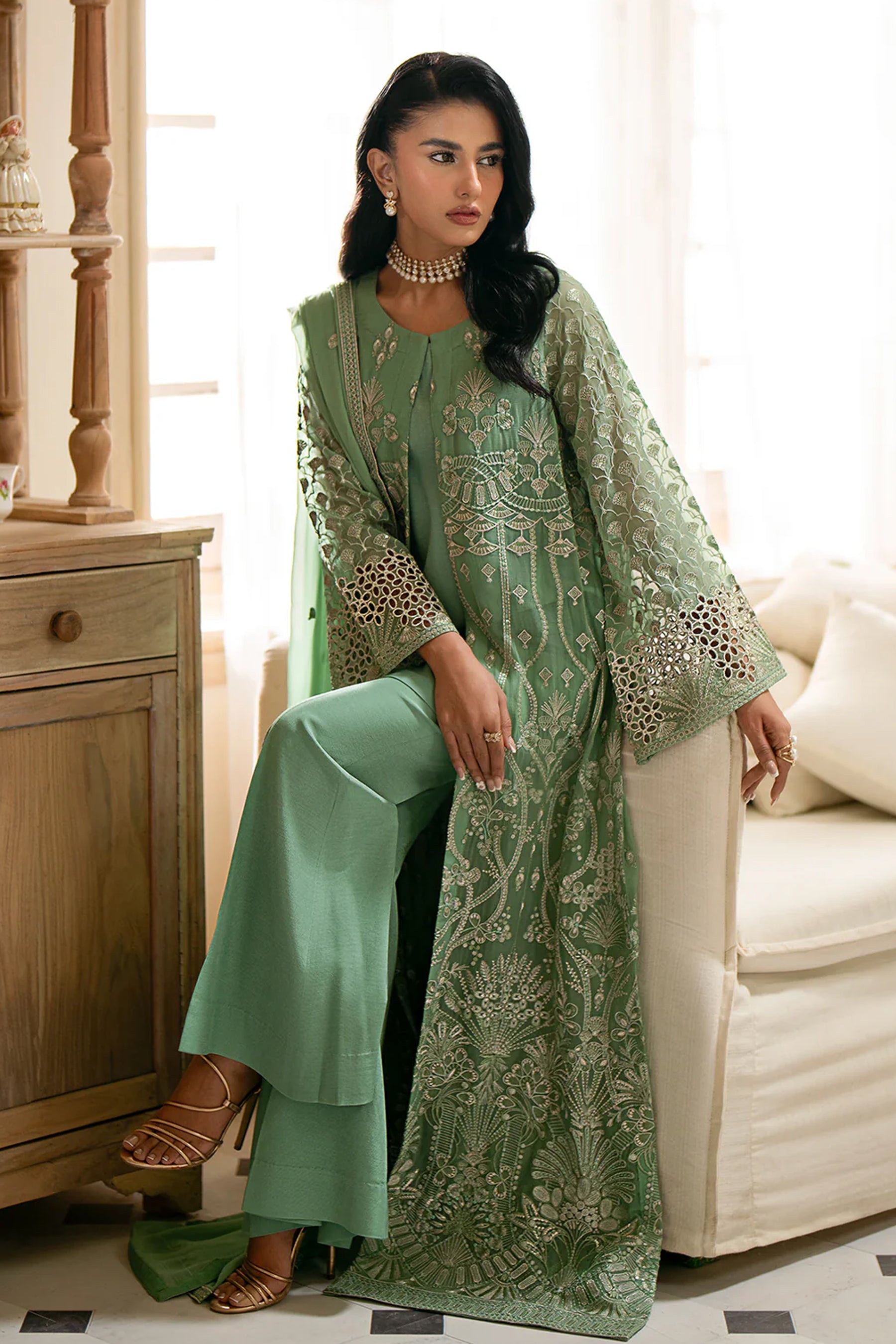 MEHARBANO LUCIA-B E-204  Vol-2