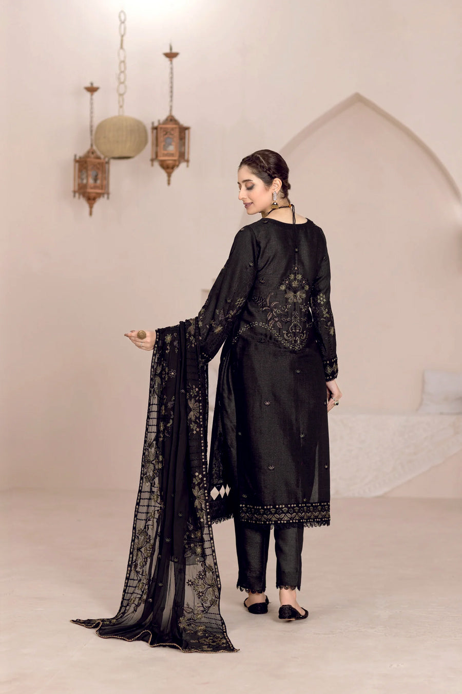 Wania Hoor WP-262 Vol-01