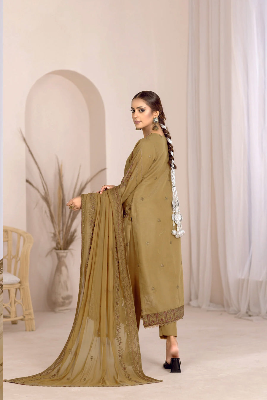 Wania Hoor WP-264 Vol-01