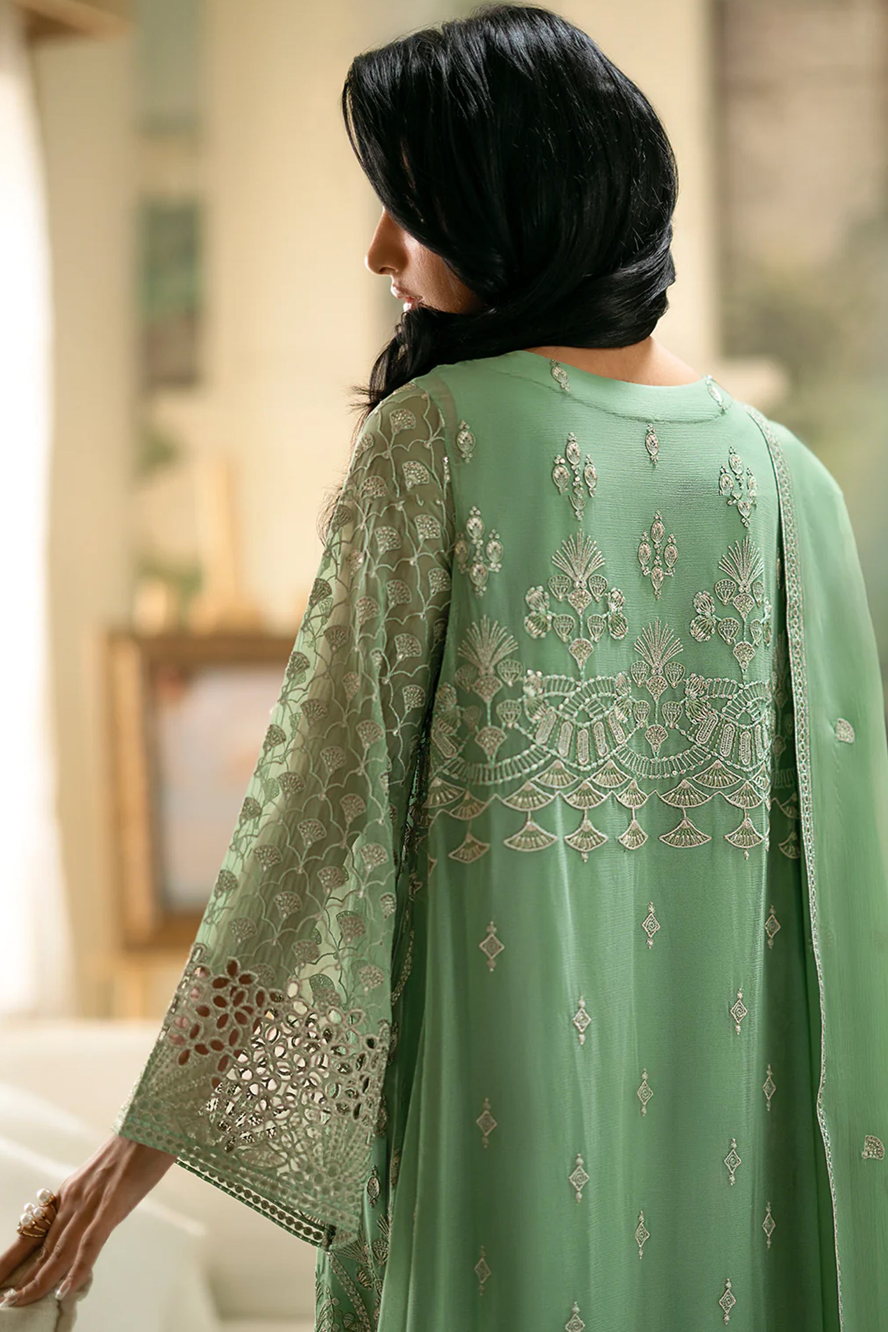 MEHARBANO LUCIA-B E-204  Vol-2