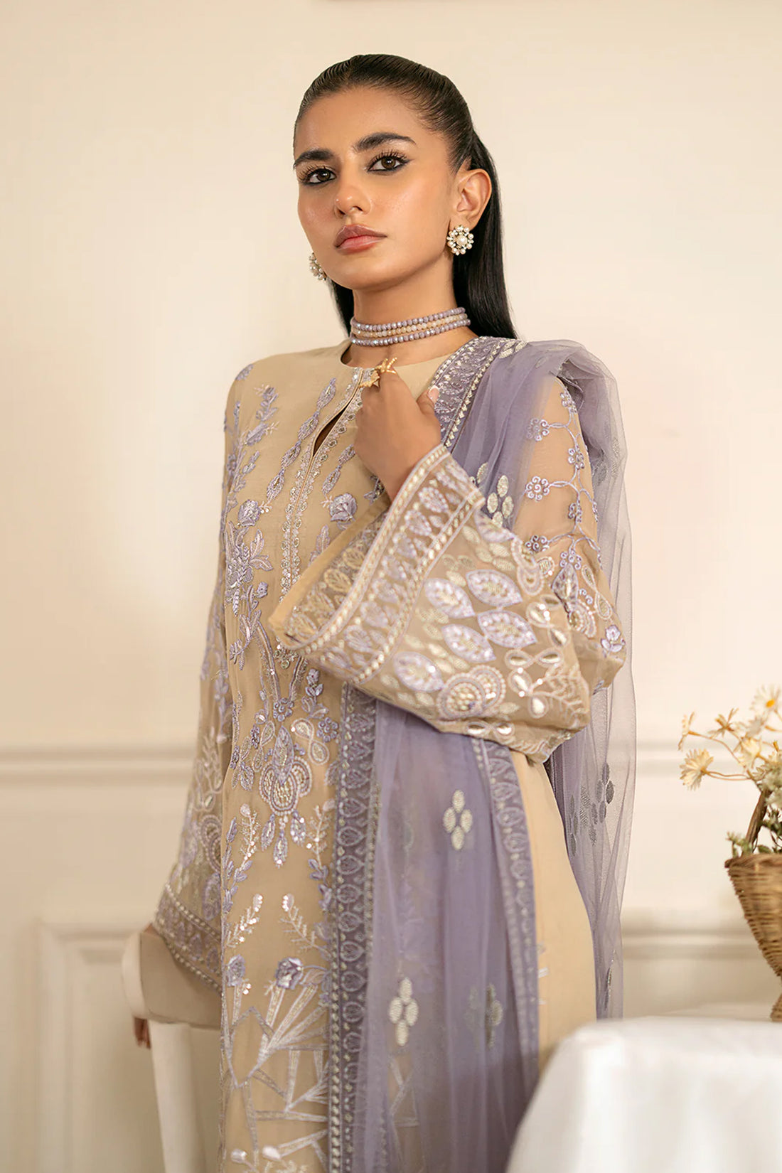 MEHARBANO ILANA-A E-206 A  Vol-2