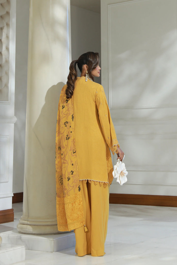 3 PIECE UNSTITCHED EMBROIDERED FANCY JACQUARD PEACH WITH VELVET-0453