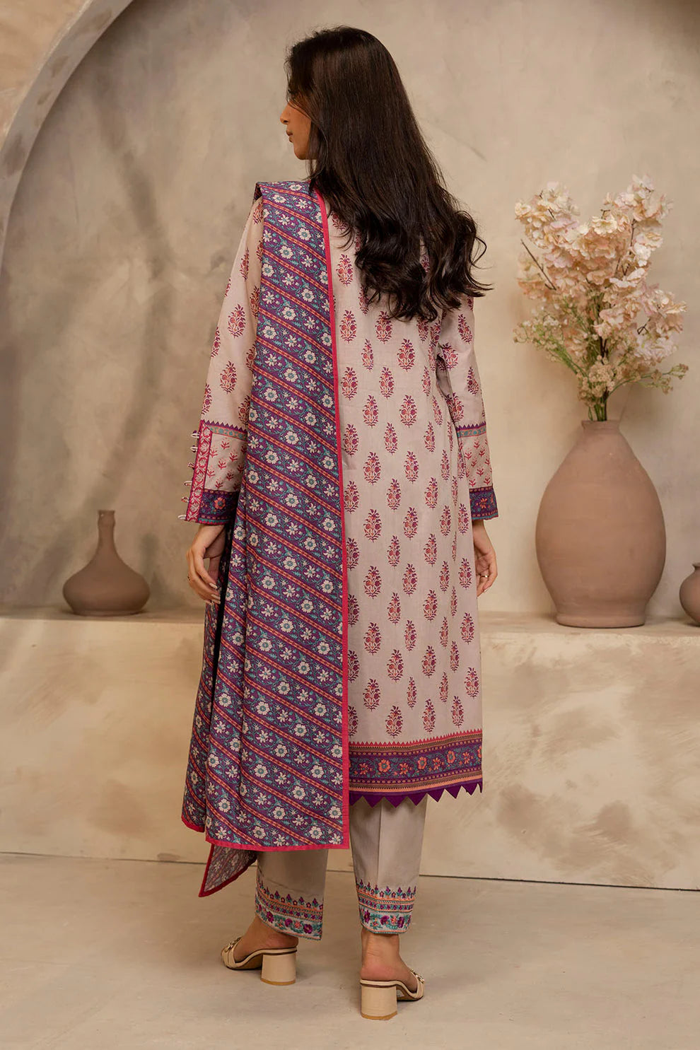 Zellbury Summer Embroidered Lawn Unstitched 3Pc Suit WUS25E30064
