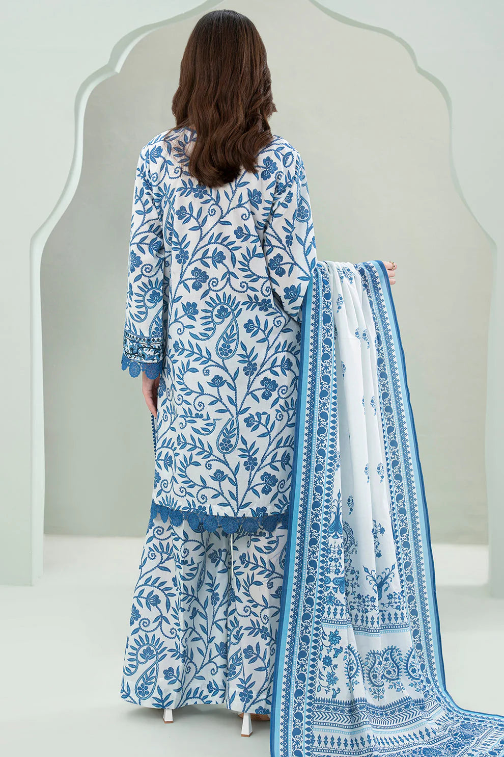 Zellbury Summer Embroidered Lawn Unstitched 3Pc Suit WUS25E30526