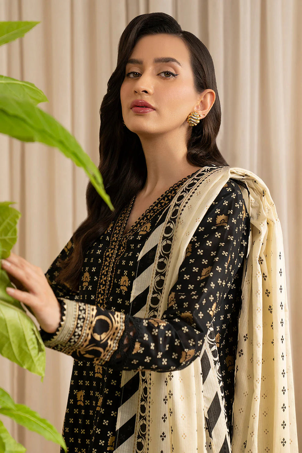 Zellbury Summer Printed Lawn Unstitched 3Pc Suit WUS25X30395