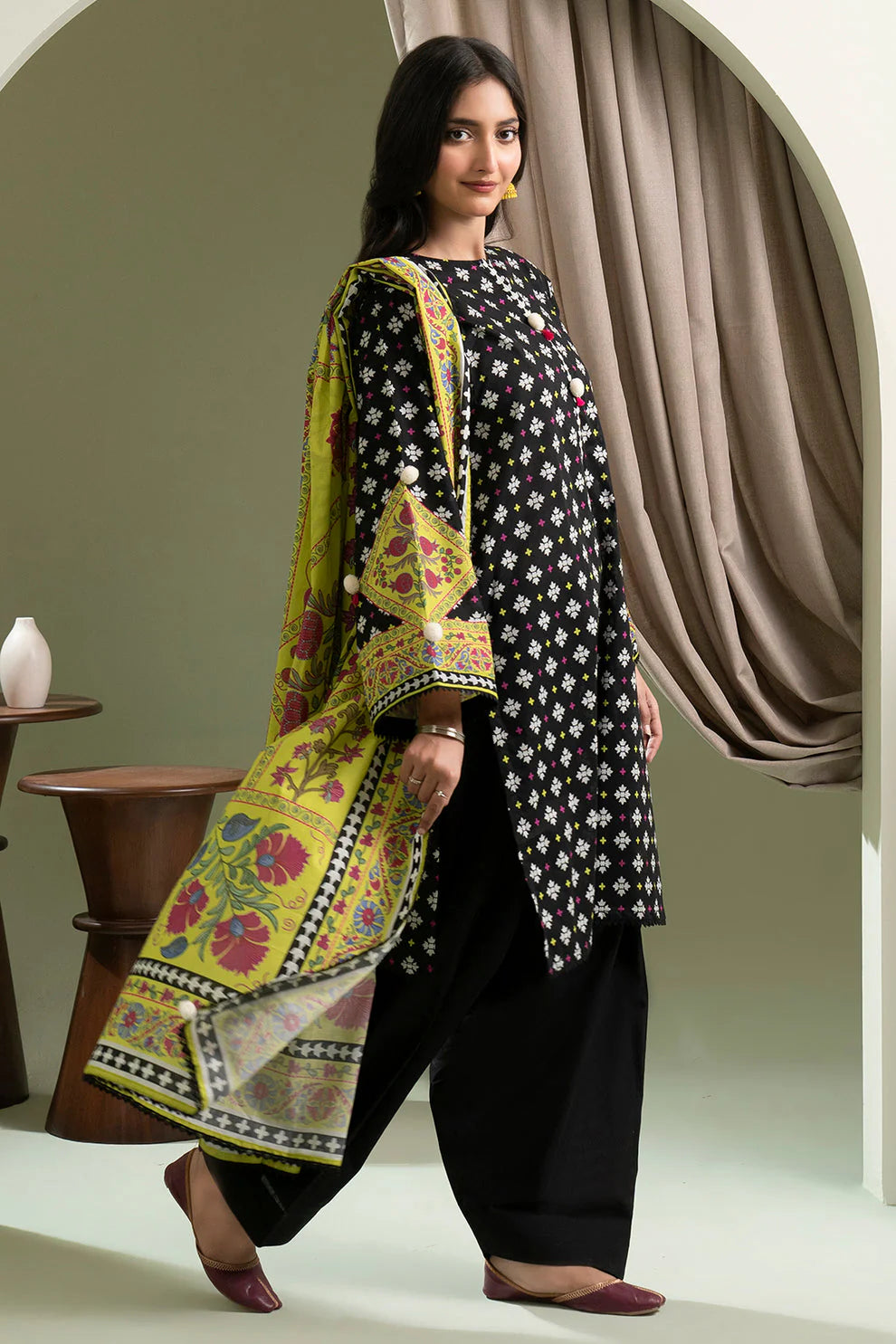 Zellbury Summer Printed Lawn Unstitched 3Pc Suit WUS25X30511