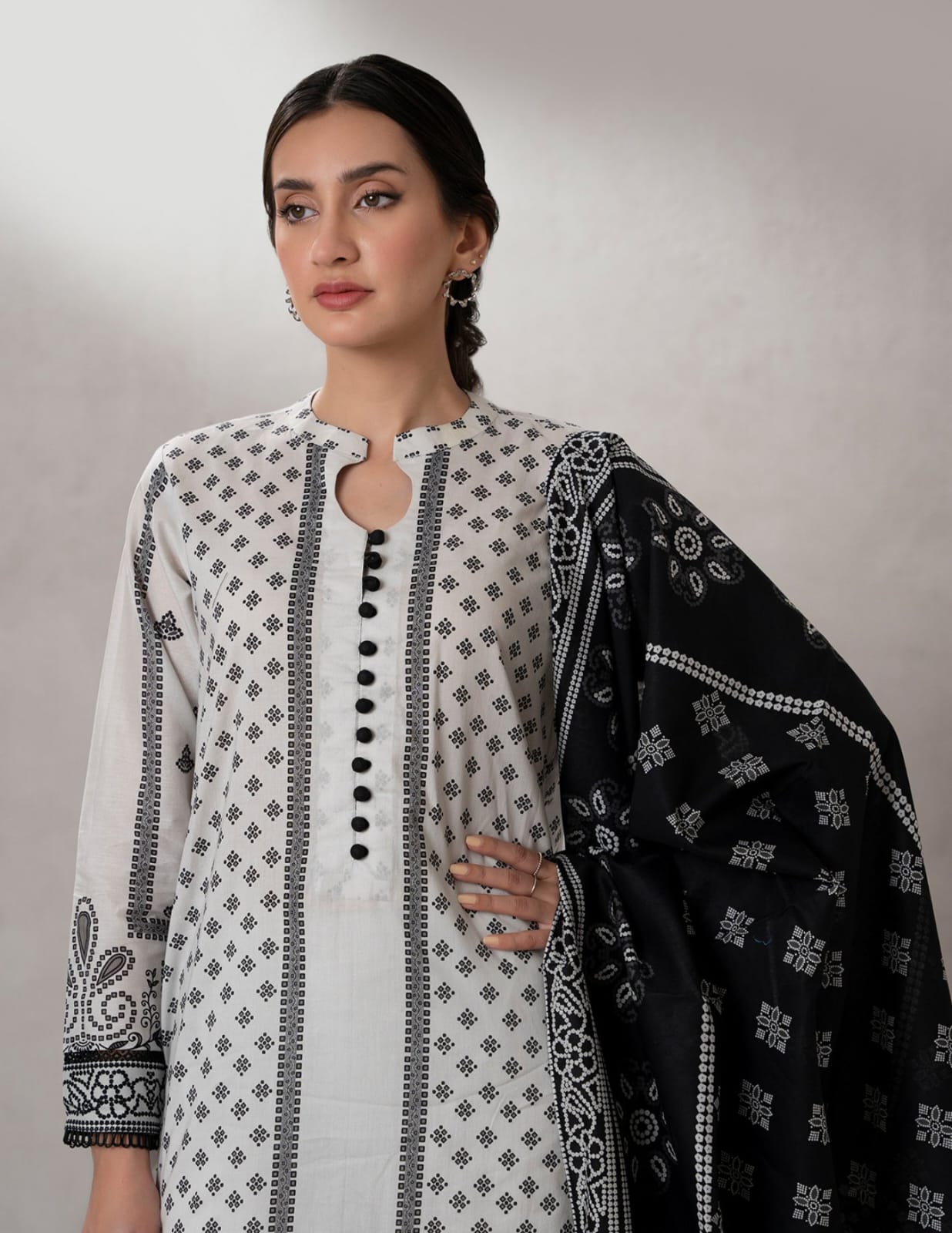 ZELLBURY UNSTITCHED SUMMER COLLECTION WUS25x30646