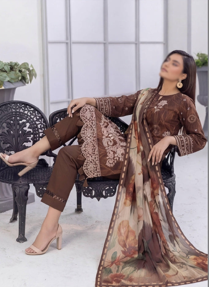 FANTAK CRAFT  Digital Print Slub Lawn Embroidered 3PC Suit