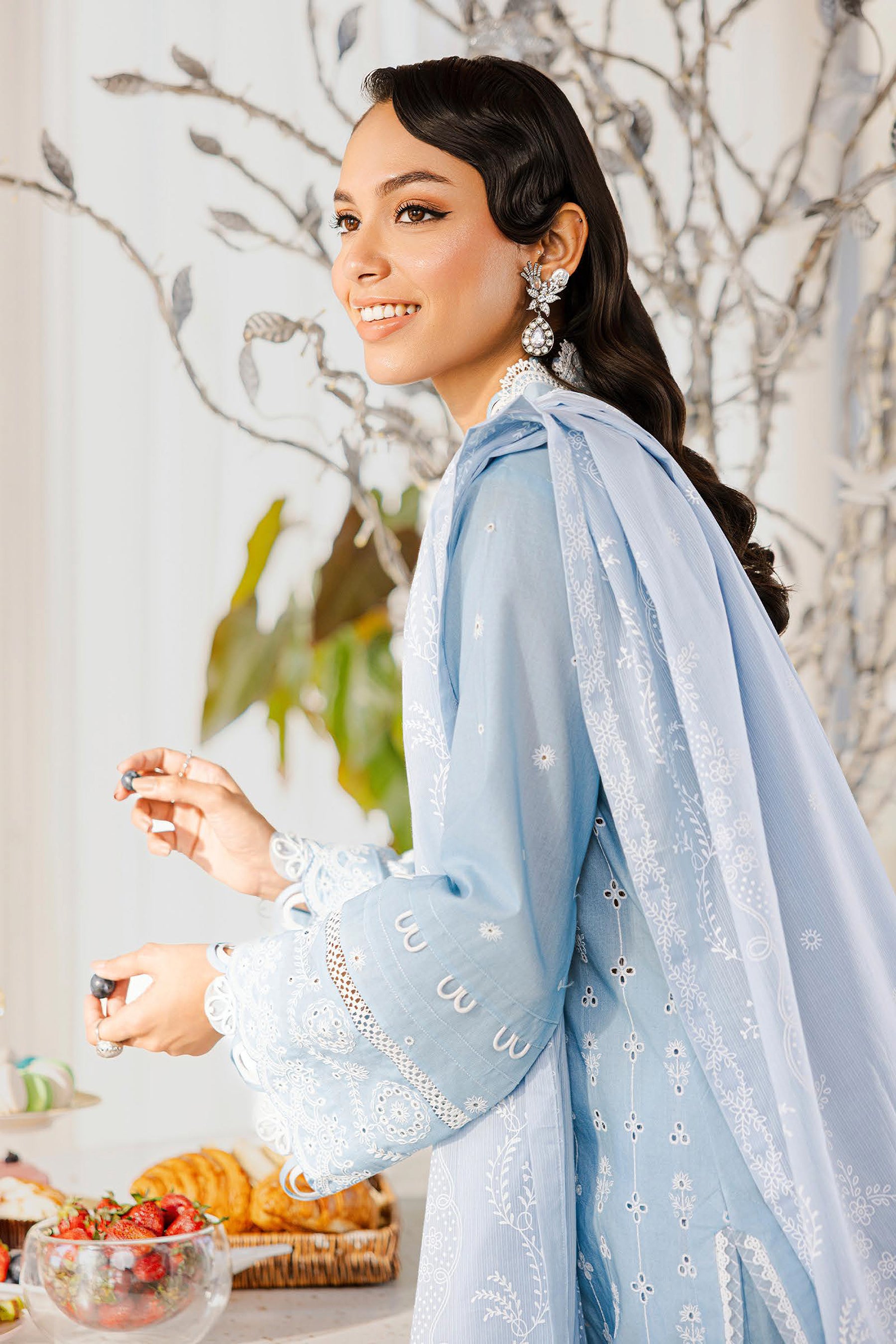 ZELLBURY UNSTITCHED CHIKANKARI