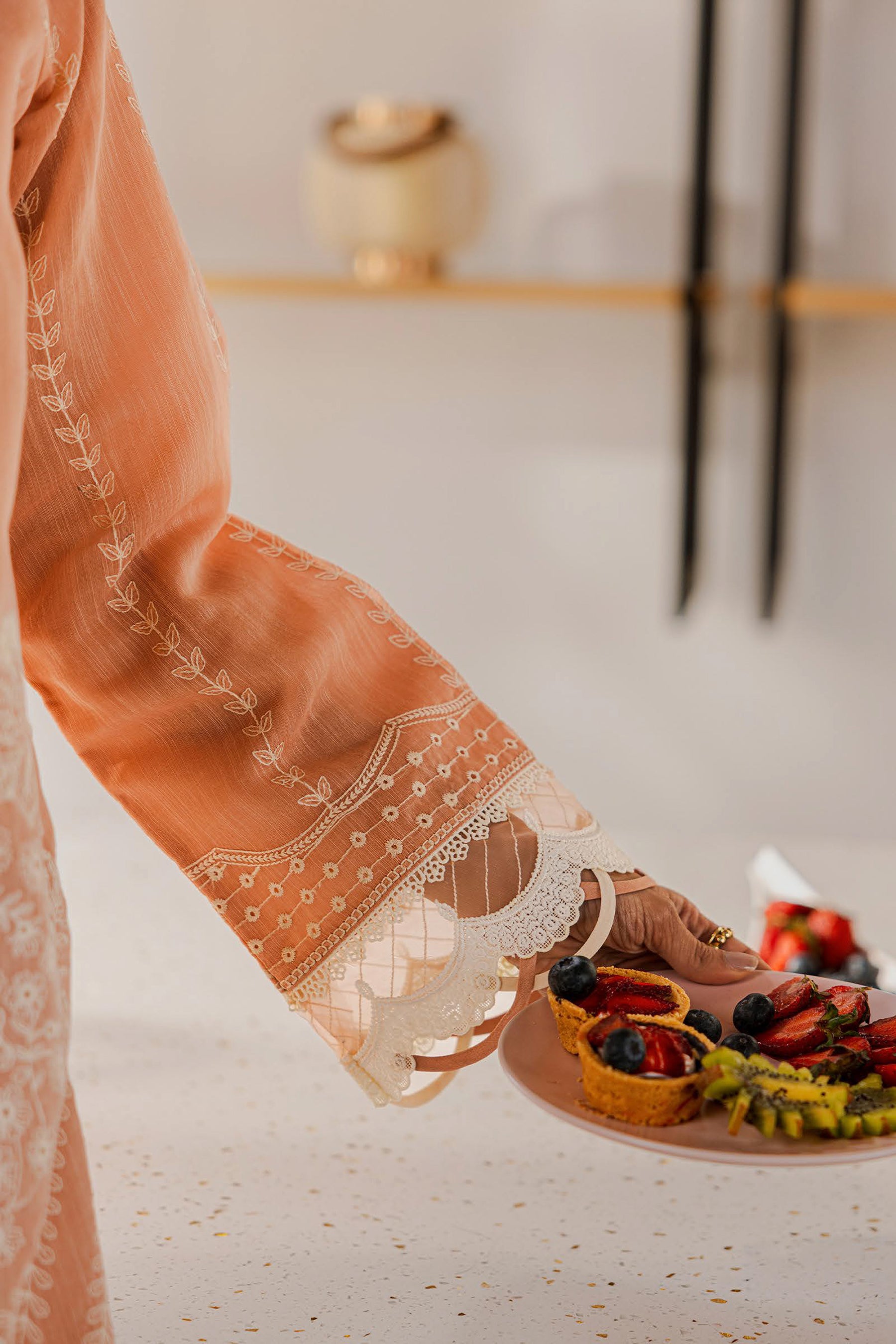 ZELLBURY UNSTITCHED CHIKANKARI